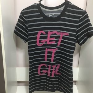 Nike GET IT GIRL women’s size S top price ⏬⏬